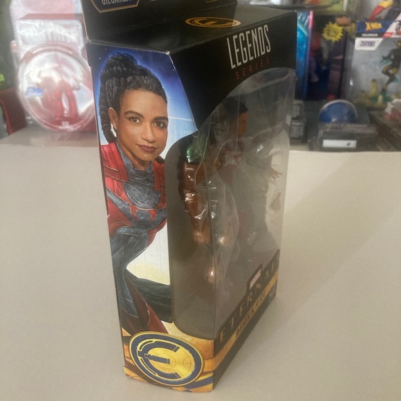 Marvel Legends Series by Hasbro - The Eternals: Makkari 6" Collectible Figure! - Picture 4 of 6